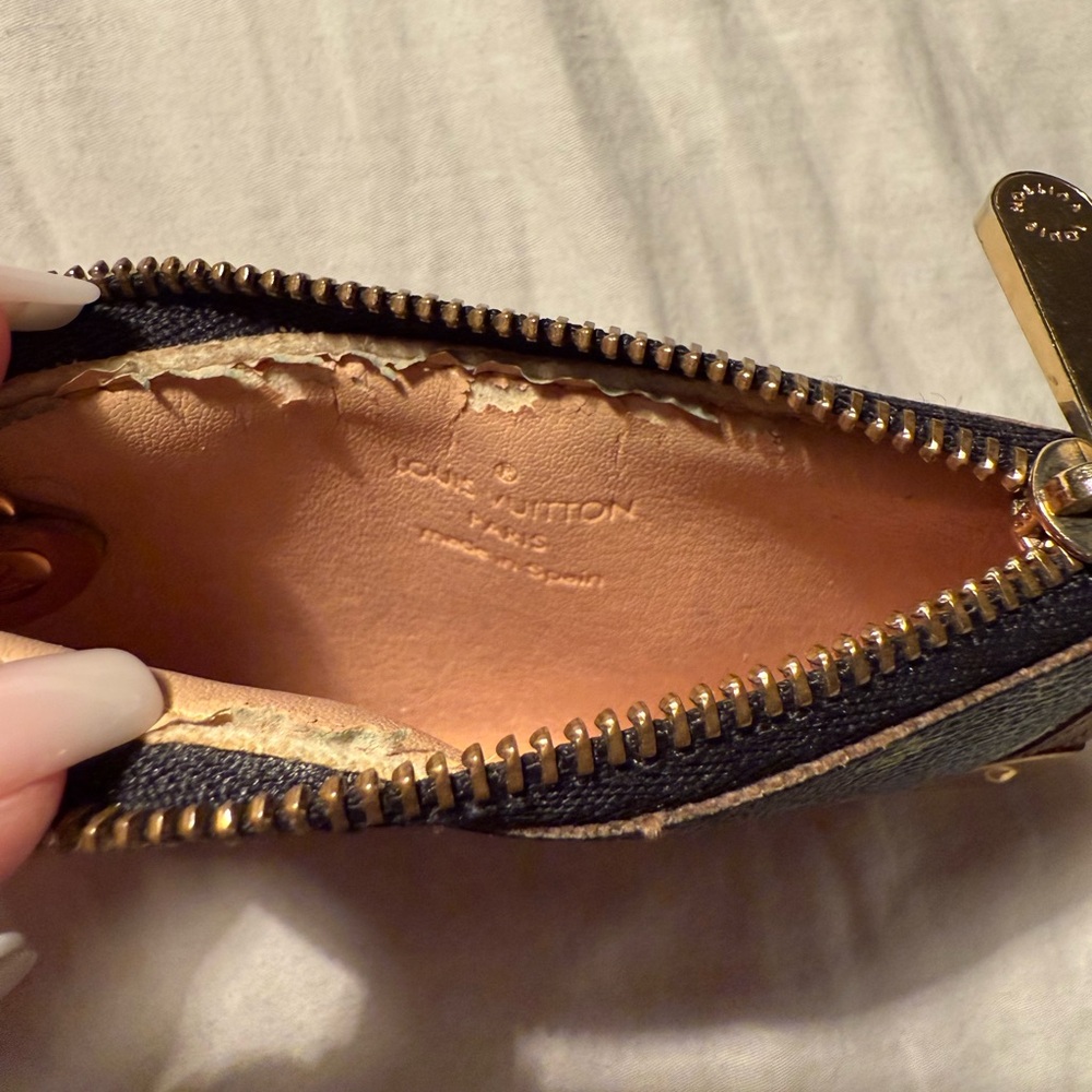 Louis Vuitton Takashi Murakami Noir Key Cles Coin Purse - Picture 7 of 8